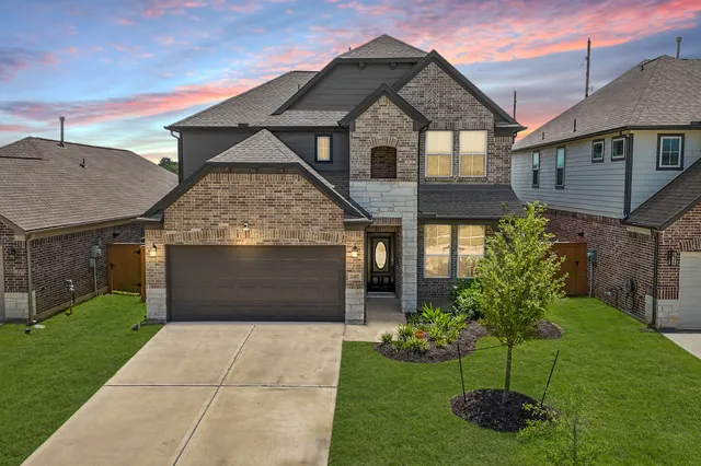 $2,900 | 32407 Dew Crest Street, Brookshire, TX 77423