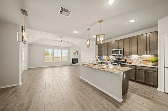 $2,700 | 32407 Dew Crest Street, Brookshire, TX 77423