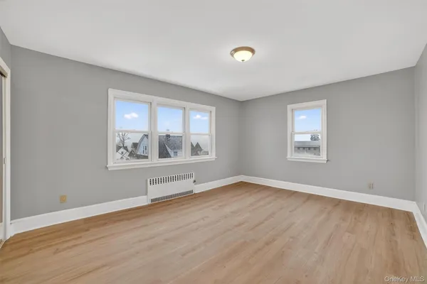 $3,700 | 4 Amackassin Terrace, Unit 3, Yonkers, NY 10703