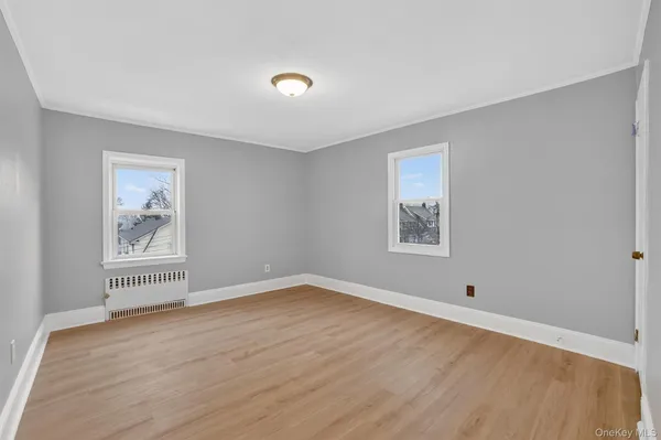 $3,700 | 4 Amackassin Terrace, Unit 3, Yonkers, NY 10703