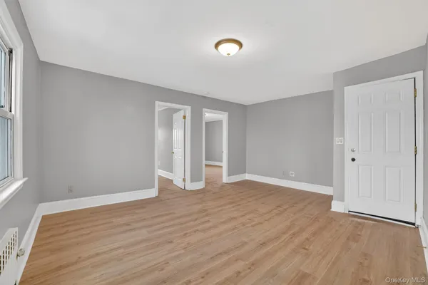 $3,700 | 4 Amackassin Terrace, Unit 3, Yonkers, NY 10703