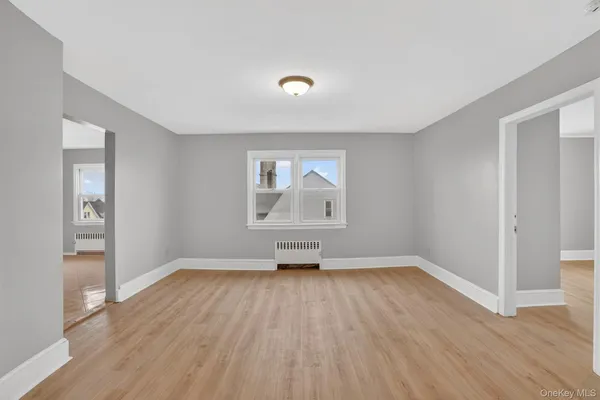 $3,700 | 4 Amackassin Terrace, Unit 3, Yonkers, NY 10703