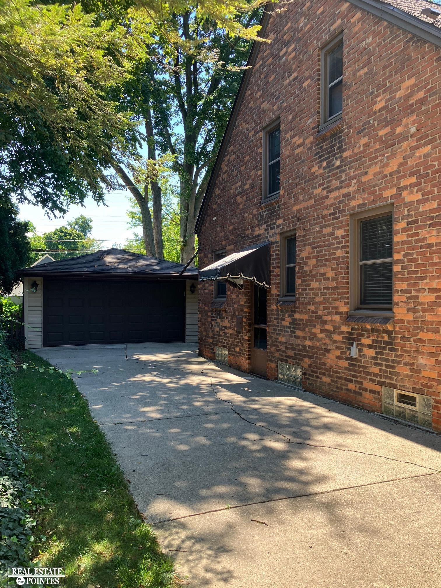 305 Kerby Road Grosse Pointe Farms, MI 48236 - Photo 34 of 40