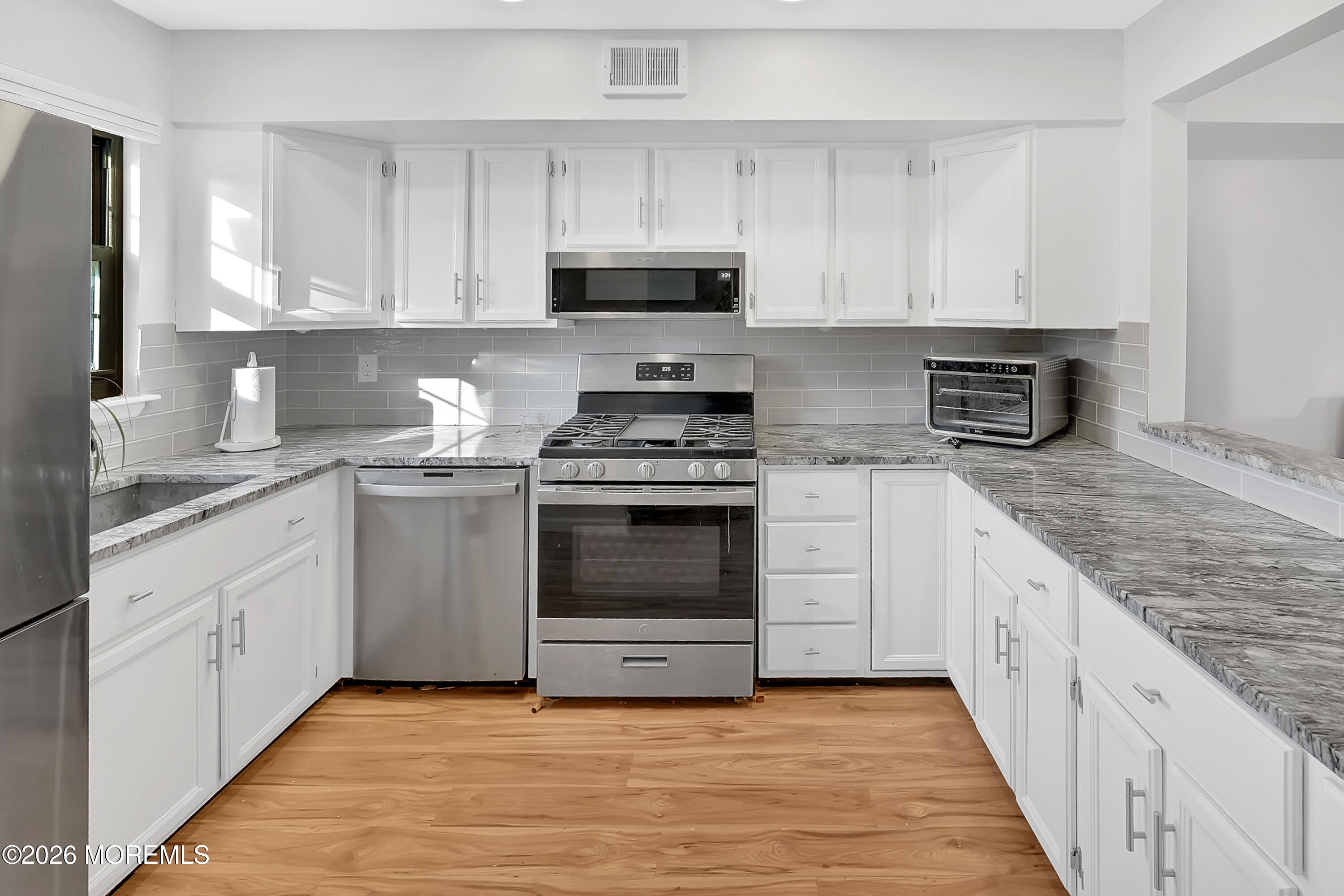 51 Queens Way Englishtown, NJ 07726 - Photo 11 of 20 Kitchen