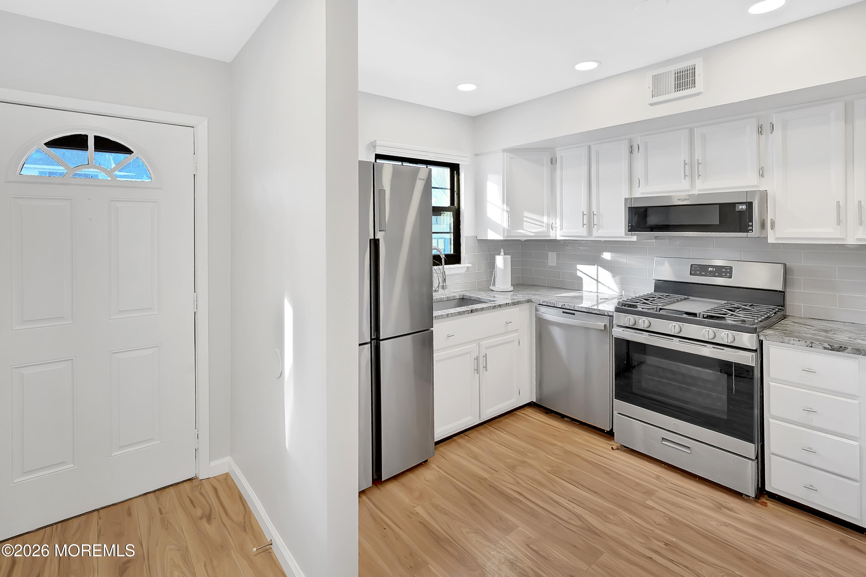 51 Queens Way Englishtown, NJ 07726 - Photo 19 of 20 Kitchen 4