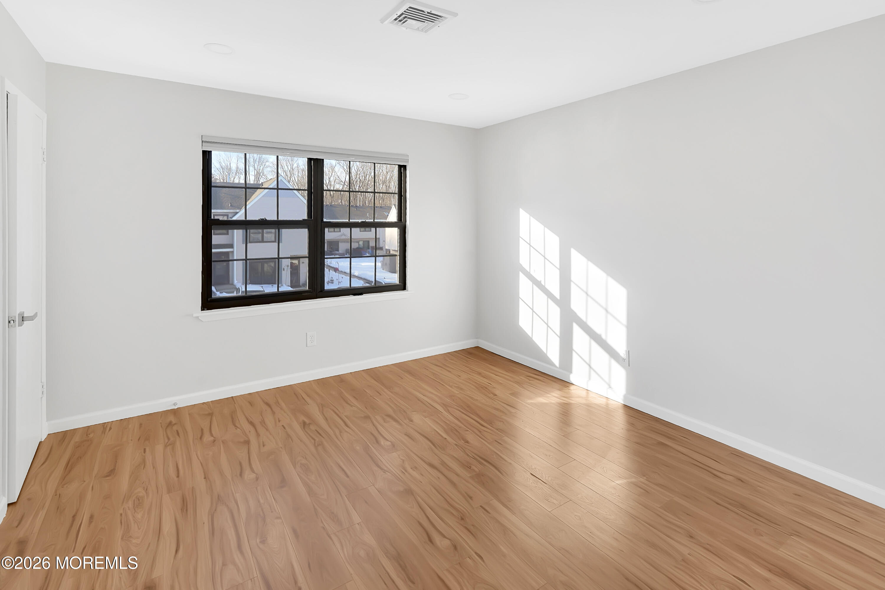 51 Queens Way Englishtown, NJ 07726 - Photo 4 of 20 Second Bedroom