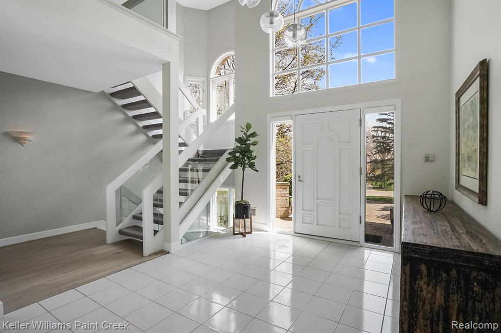 1865 Archers Pointe Rochester Hills, MI 48306 - Photo 2 of 61