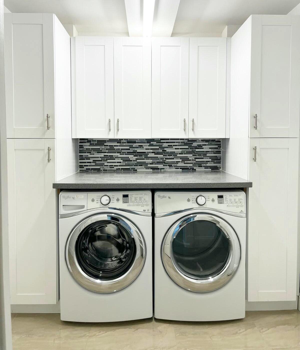 6097 Balboa Circle, Unit 403 Boca Raton, FL 33433 - Photo 6 of 10 Laundry