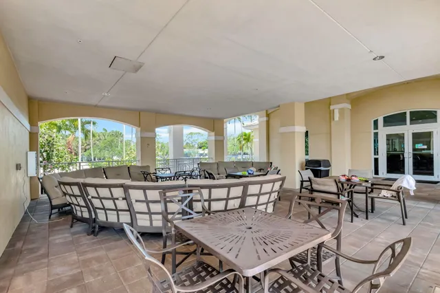 $380,000 | 5331 Fountains Drive South, Unit 5331, Lake Worth, FL 33467