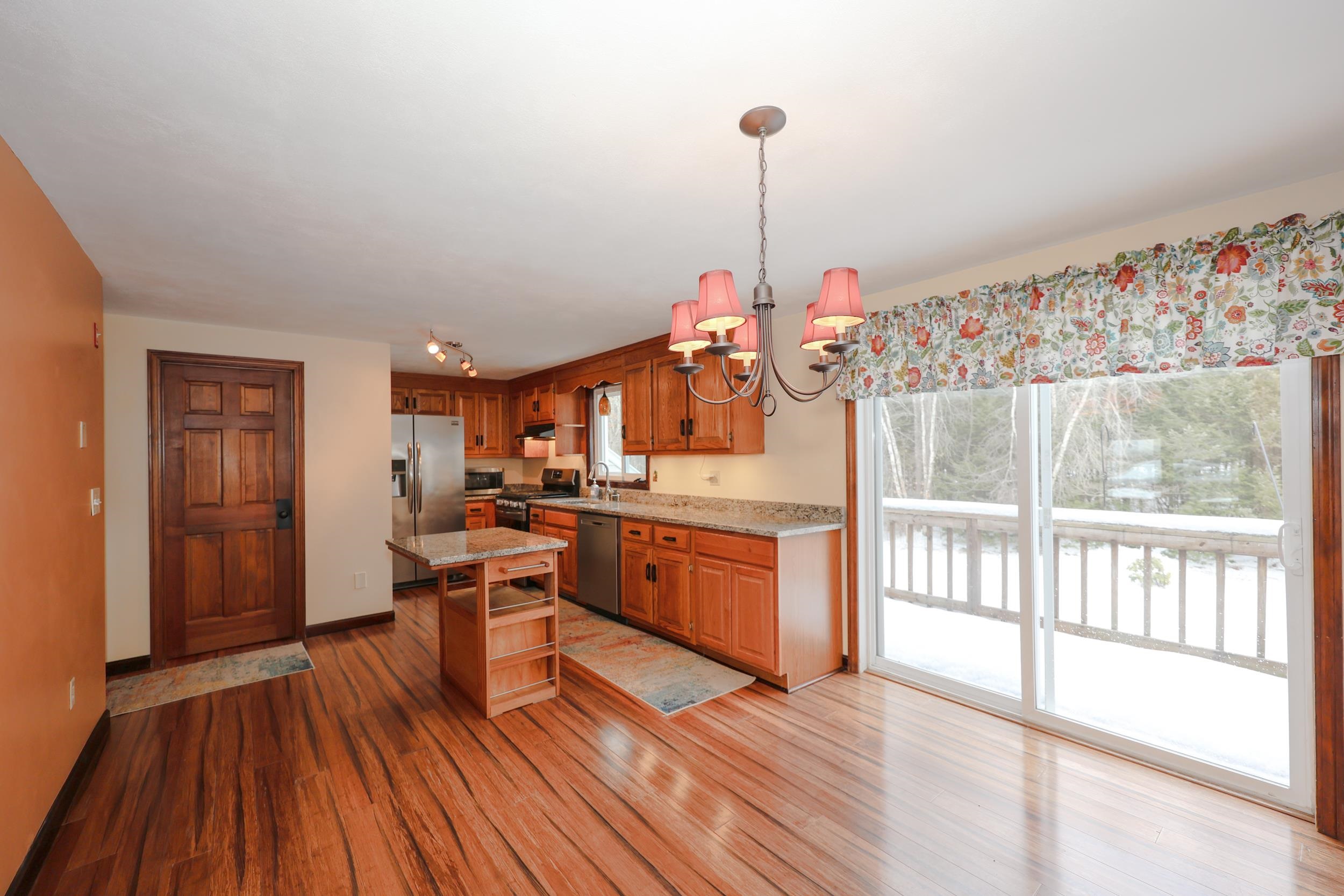 6 Scott Lane, Unit 6 Sandown, NH 03873 - Photo 7 of 41