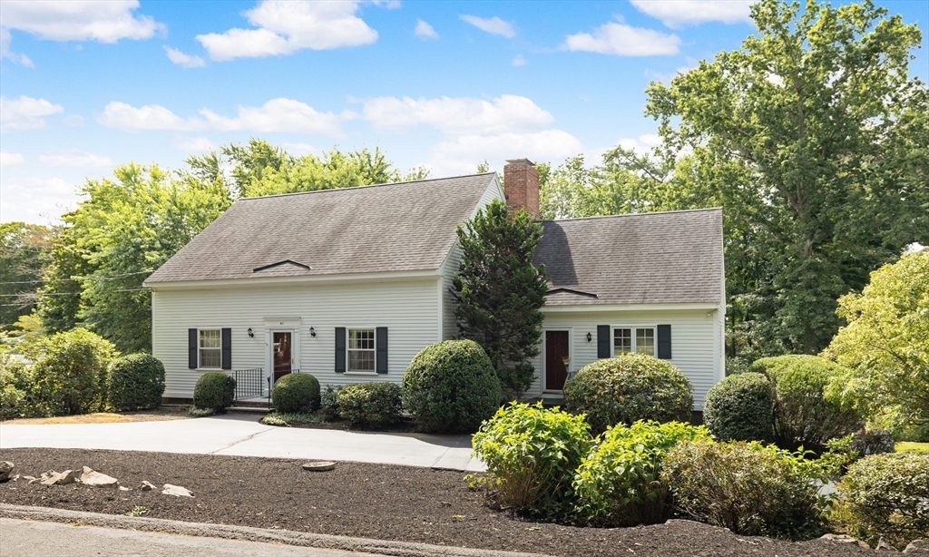 40 Garrison Road, Hingham, MA 02043 Compass