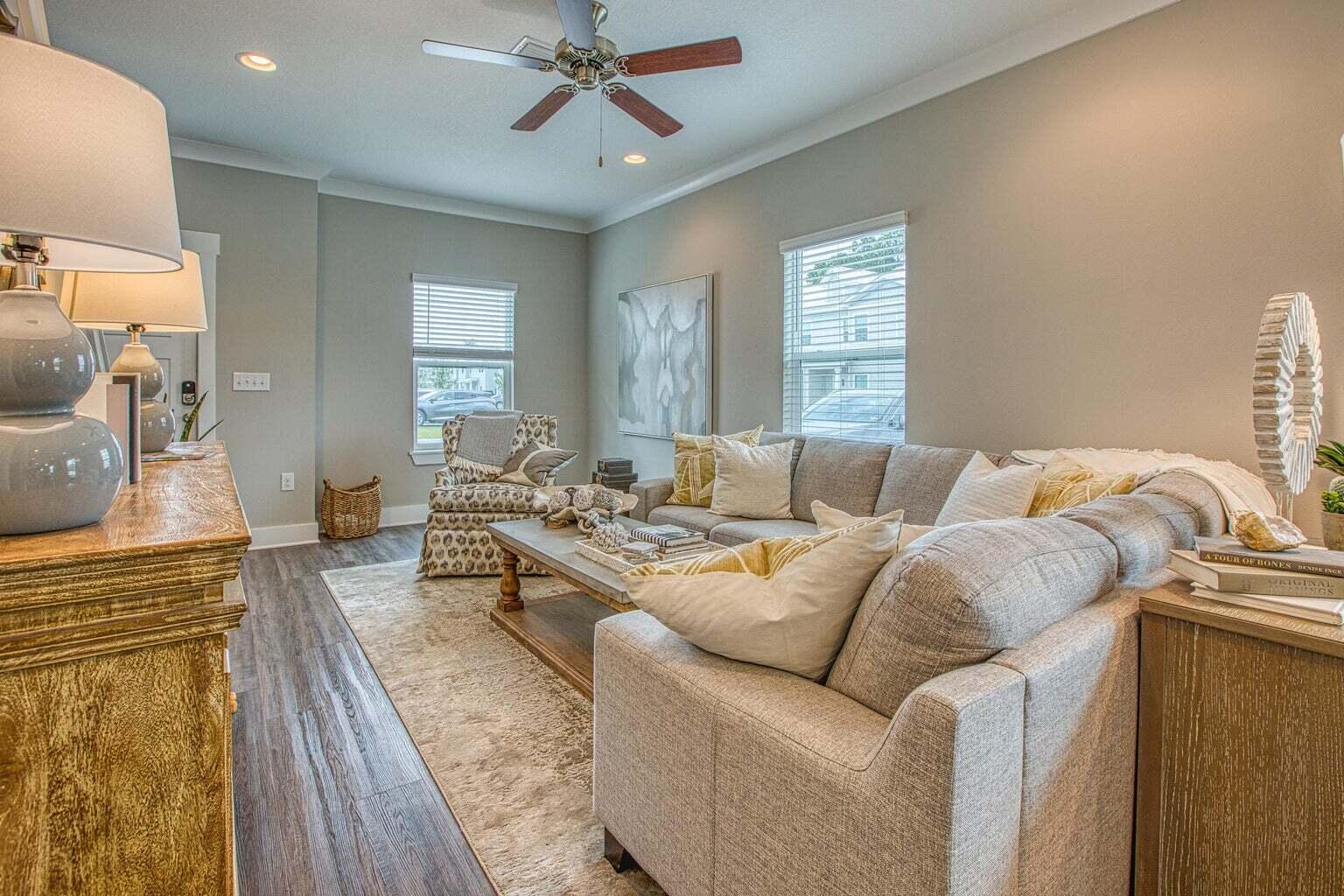 36 Date Palm Lane Freeport, FL 32439 - Photo 10 of 13 a living room with furniture and a large window