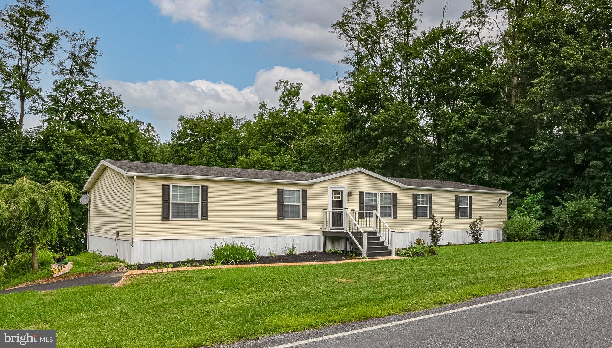 2 Irish Mountain Road Temple, PA 19560 - Photo 2 of 34 Gallery Image 2