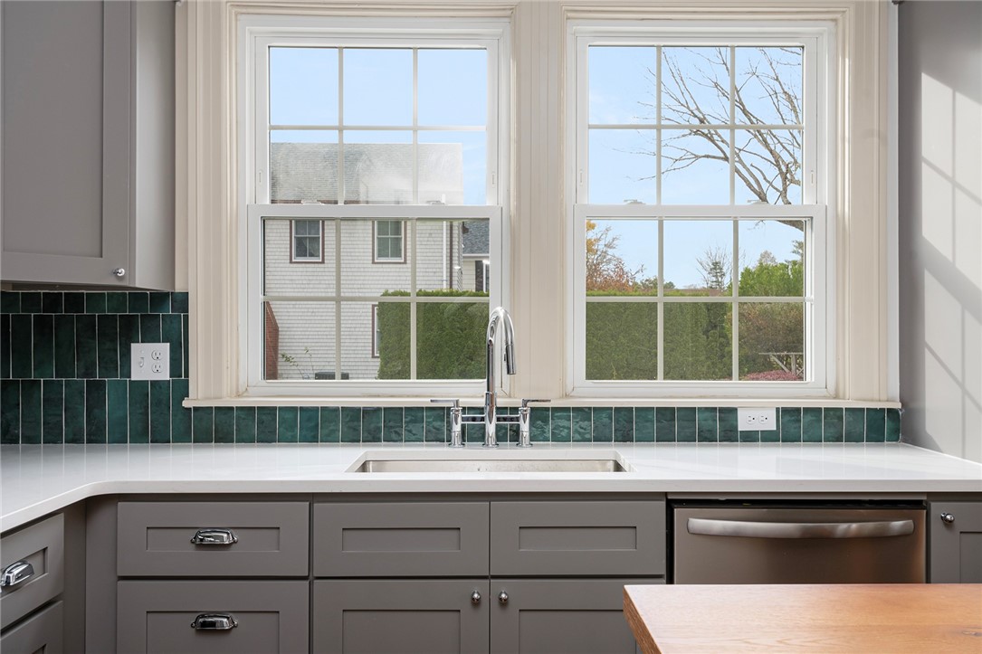 296 Cole Avenue Providence, RI 02906 - Photo 15 of 31 296 Kitchen