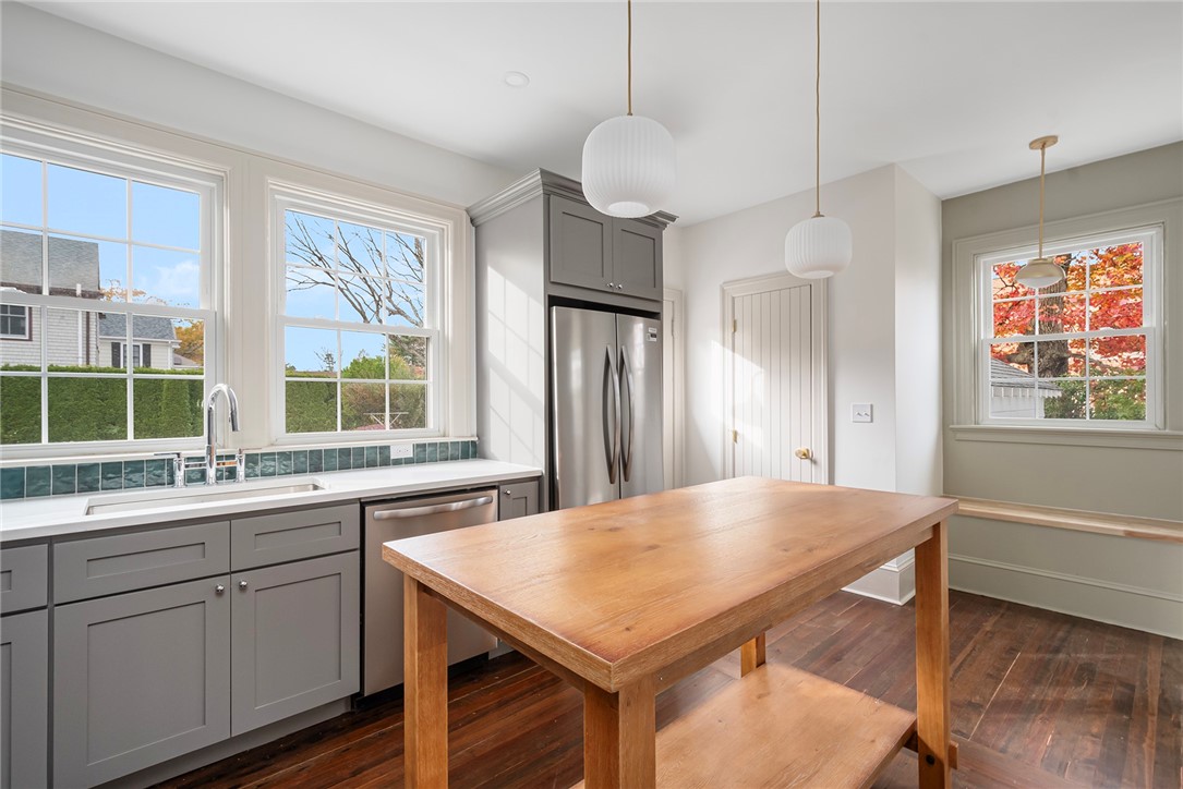 296 Cole Avenue Providence, RI 02906 - Photo 16 of 31 296 Kitchen