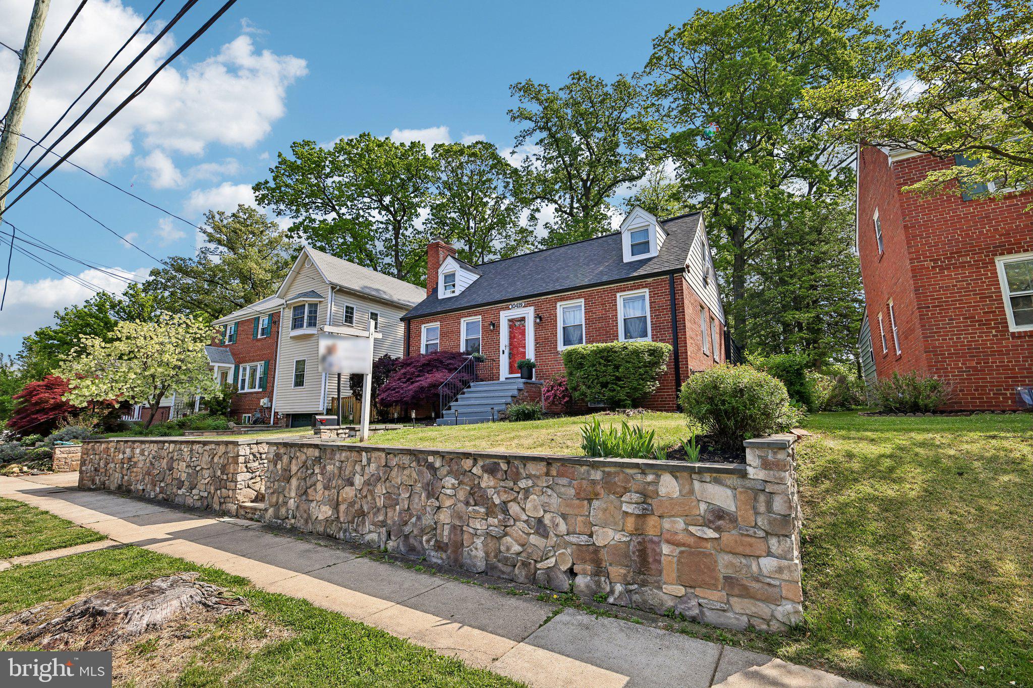 10419 Huntley Avenue Silver Spring, MD 20902 - Photo 3 of 42