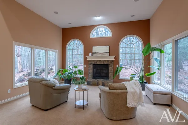 $819,900 | 6250 Cannon Highland Drive Northeast, Belmont, MI 49306