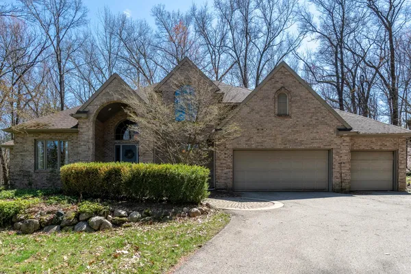 $809,900 | 6250 Cannon Highland Drive Northeast, Belmont, MI 49306