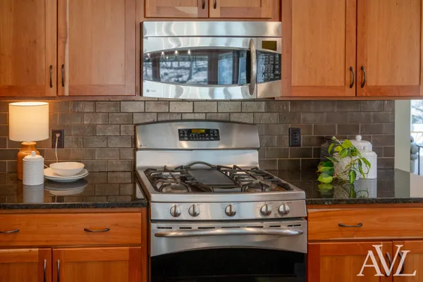 $809,900 | 6250 Cannon Highland Drive Northeast, Belmont, MI 49306
