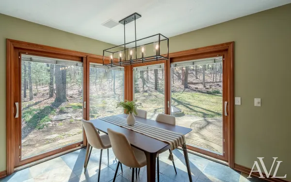 $809,900 | 6250 Cannon Highland Drive Northeast, Belmont, MI 49306