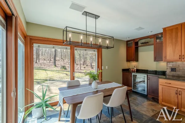 $809,900 | 6250 Cannon Highland Drive Northeast, Belmont, MI 49306