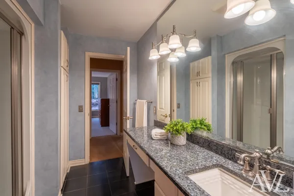 $819,900 | 6250 Cannon Highland Drive Northeast, Belmont, MI 49306