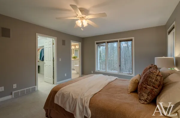 $819,900 | 6250 Cannon Highland Drive Northeast, Belmont, MI 49306