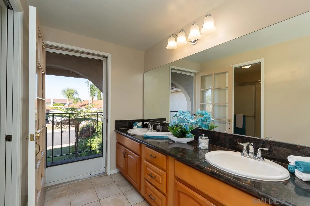 1639 Gitano Street Encinitas, CA 92024 - Photo 15 of 33 Gallery Image 15
