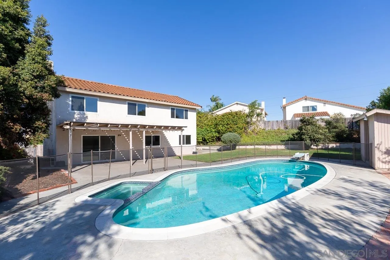 1639 Gitano Street Encinitas, CA 92024 - Photo 30 of 33 Gallery Image 30