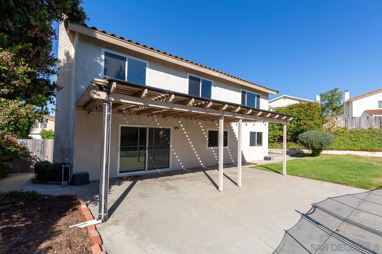 1639 Gitano Street Encinitas, CA 92024 - Photo 32 of 33 Gallery Image 32