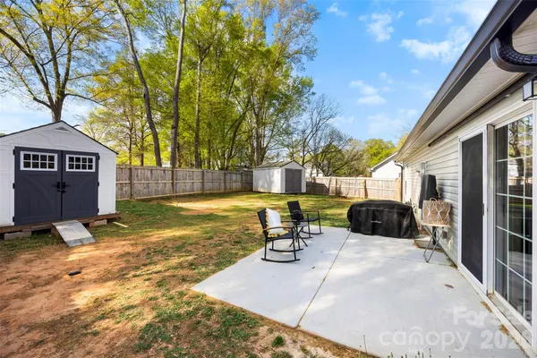 $274,999 | 224 Herndon Chapel Church Lane, Lincolnton, NC 28092