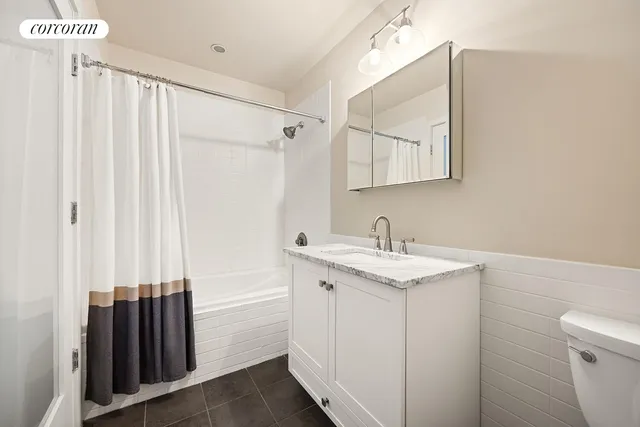 $1,750,000 | 365 Bridge Street, Unit 2C | Downtown Brooklyn