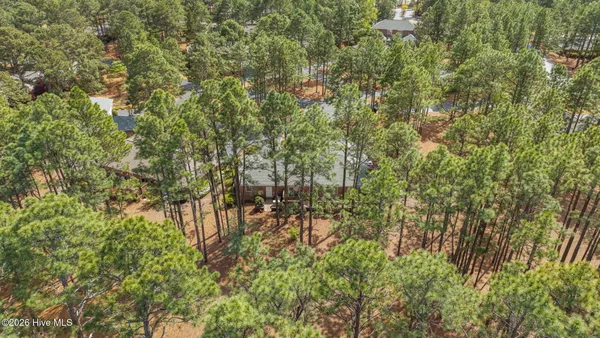 $565,000 | 26 Ashley Circle, Southern Pines, NC 28387
