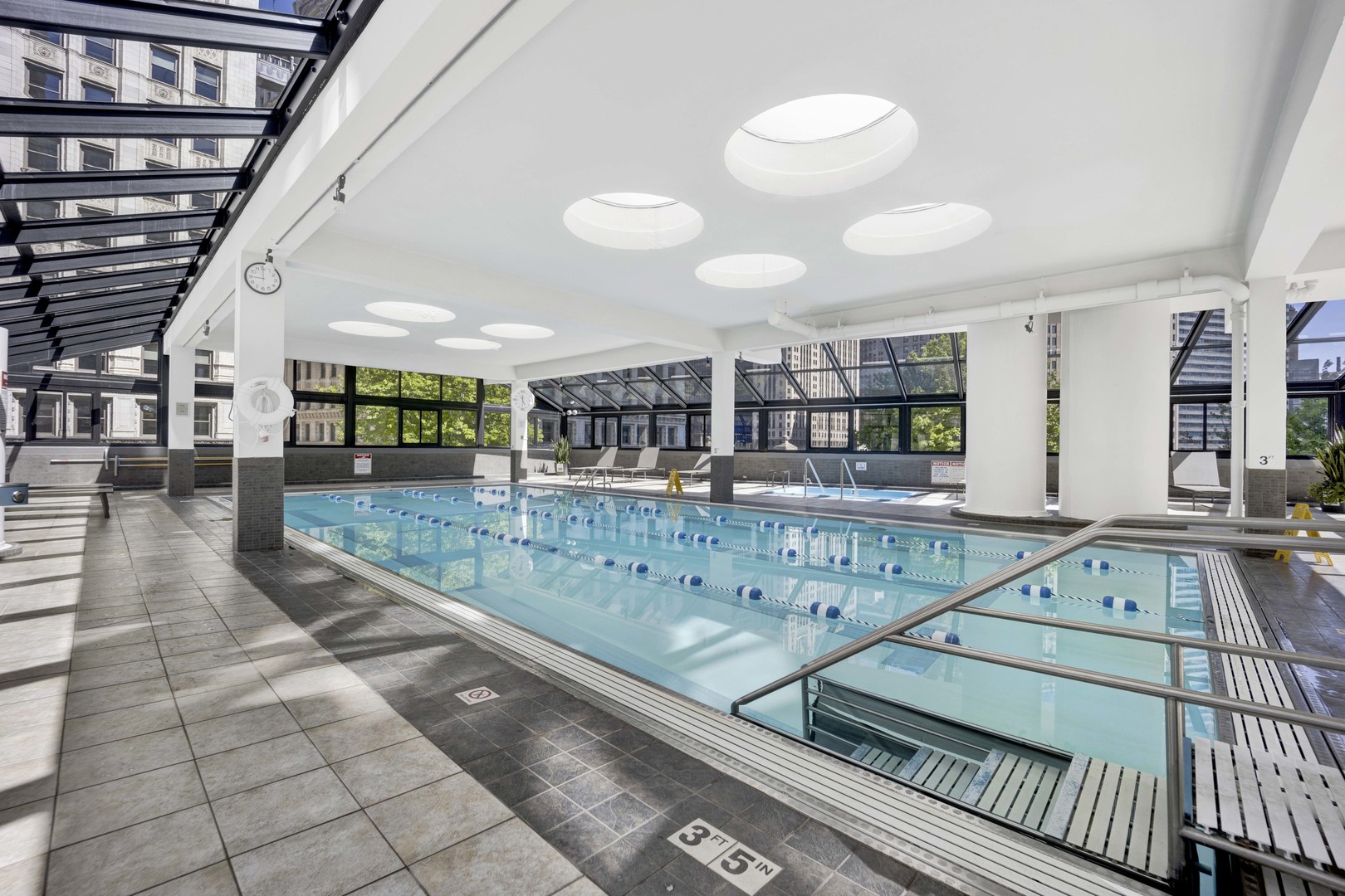 405 North Wabash Avenue, Unit 2614 Chicago, IL 60611 - Photo 14 of 22 a view of a swimming pool and outdoor seating