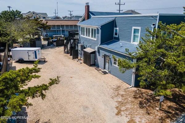 $4,000 | 560 Highway 35, Unit 2N, Mantoloking, NJ 08738