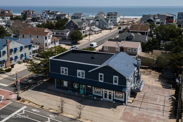$4,000 | 560 Highway 35, Unit 2N, Mantoloking, NJ 08738