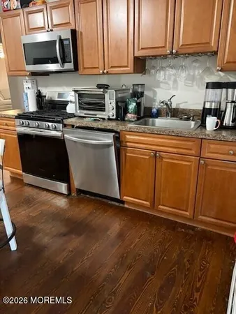 $4,000 | 560 Highway 35, Unit 2N, Mantoloking, NJ 08738