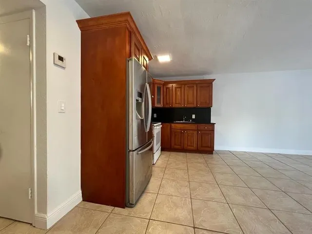 $180,000 | 7851 Dunham Boulevard, Unit 4, Miami, FL 33138