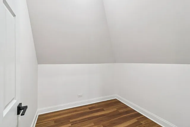 $3,600 | 23460 West N Lakewood Lane, Lake Zurich, IL 60047