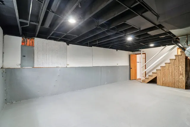 $3,600 | 23460 West N Lakewood Lane, Lake Zurich, IL 60047