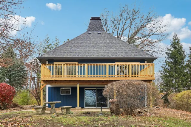 $3,600 | 23460 West N Lakewood Lane, Lake Zurich, IL 60047