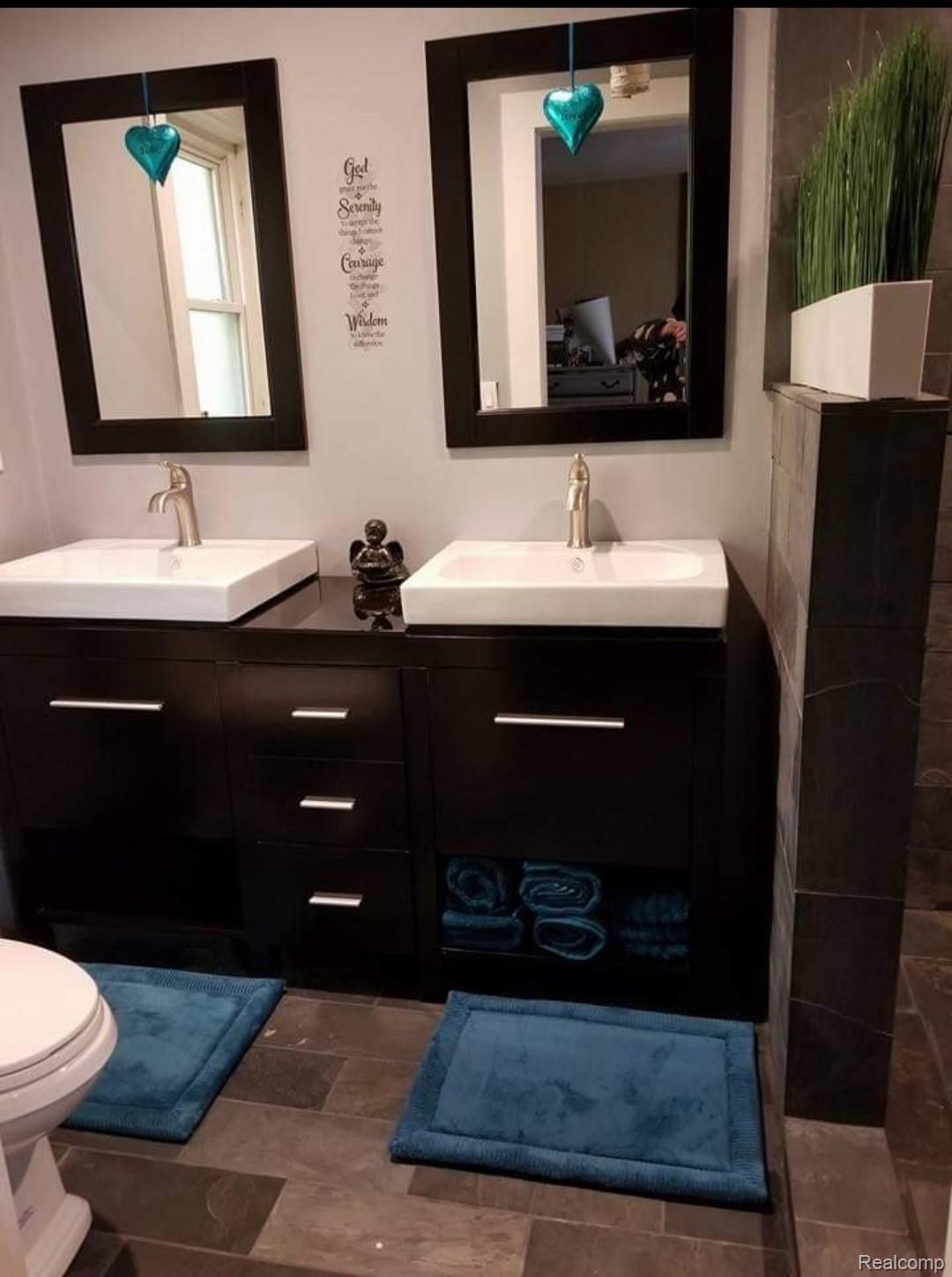 14300 Sullivan Road Capac, MI 48014 - Photo 41 of 65 Master bathroom 10x6