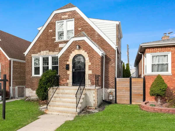 $425,000 | 6030 South Mayfield Avenue, Chicago, IL 60638