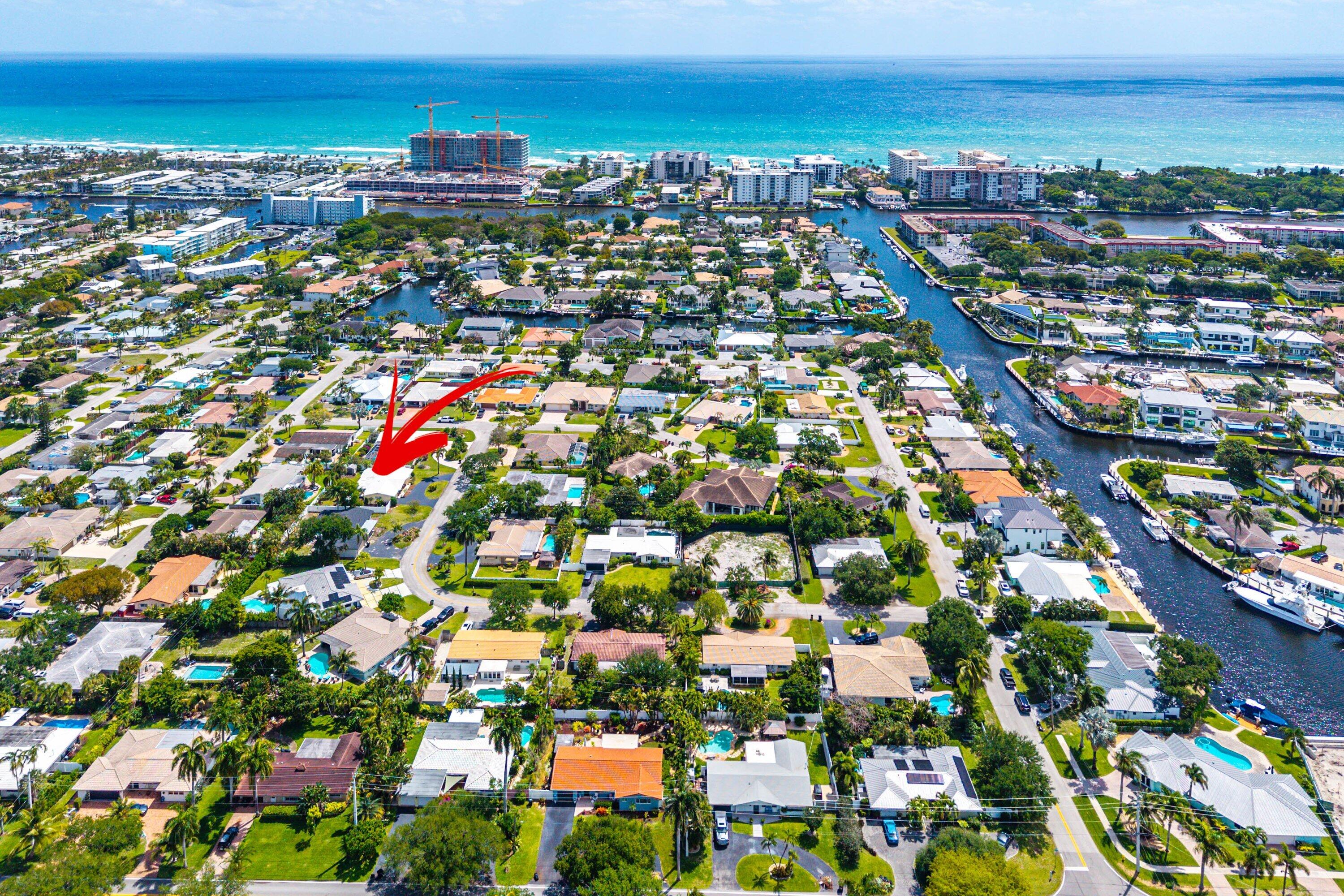 2741 Northeast 52nd Street Lighthouse Point, FL 33064 - Photo 3 of 45 051-2741Northeast52ndStreet-LighthousePo