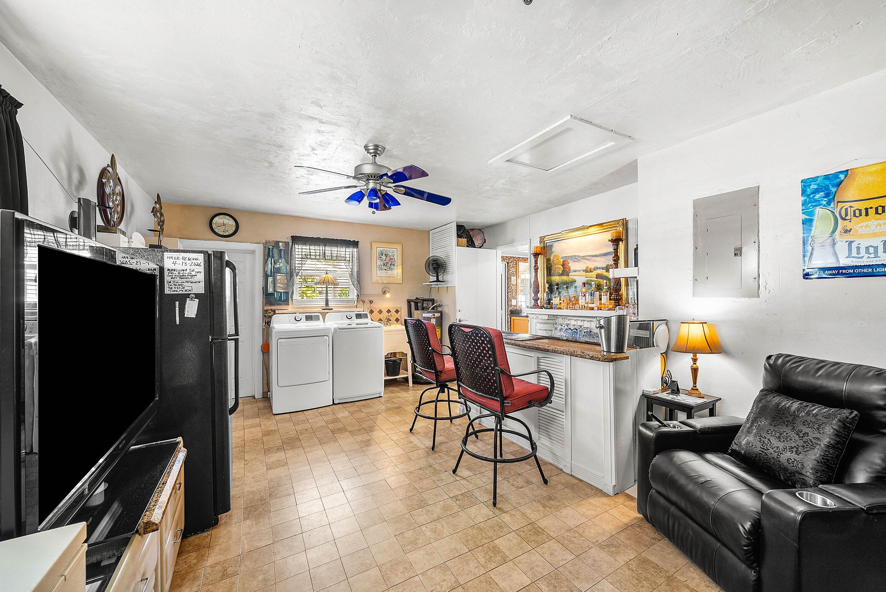 2741 Northeast 52nd Street Lighthouse Point, FL 33064 - Photo 33 of 45 025-2741Northeast52ndStreet-LighthousePo