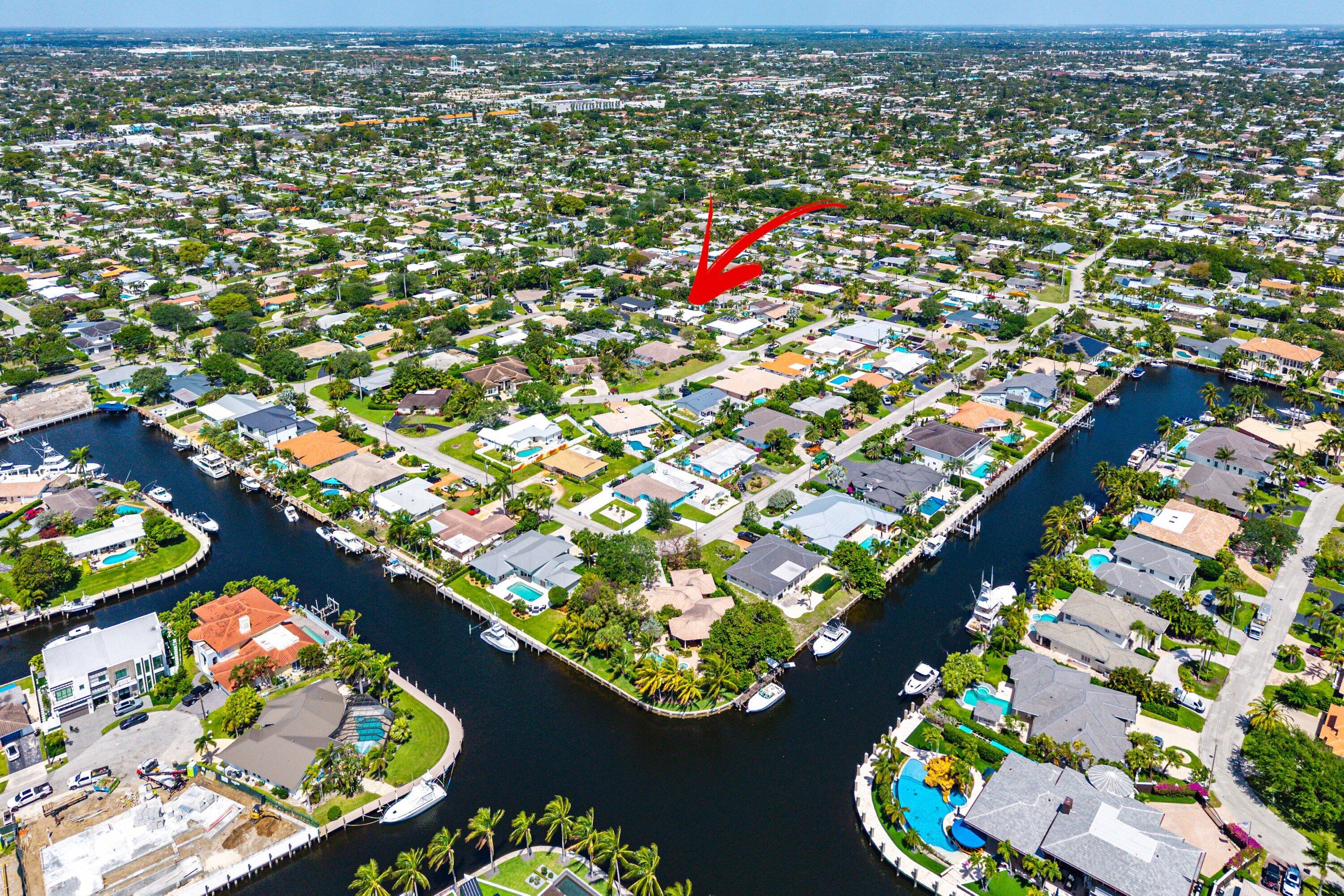 2741 Northeast 52nd Street Lighthouse Point, FL 33064 - Photo 4 of 45 053-2741Northeast52ndStreet-LighthousePo