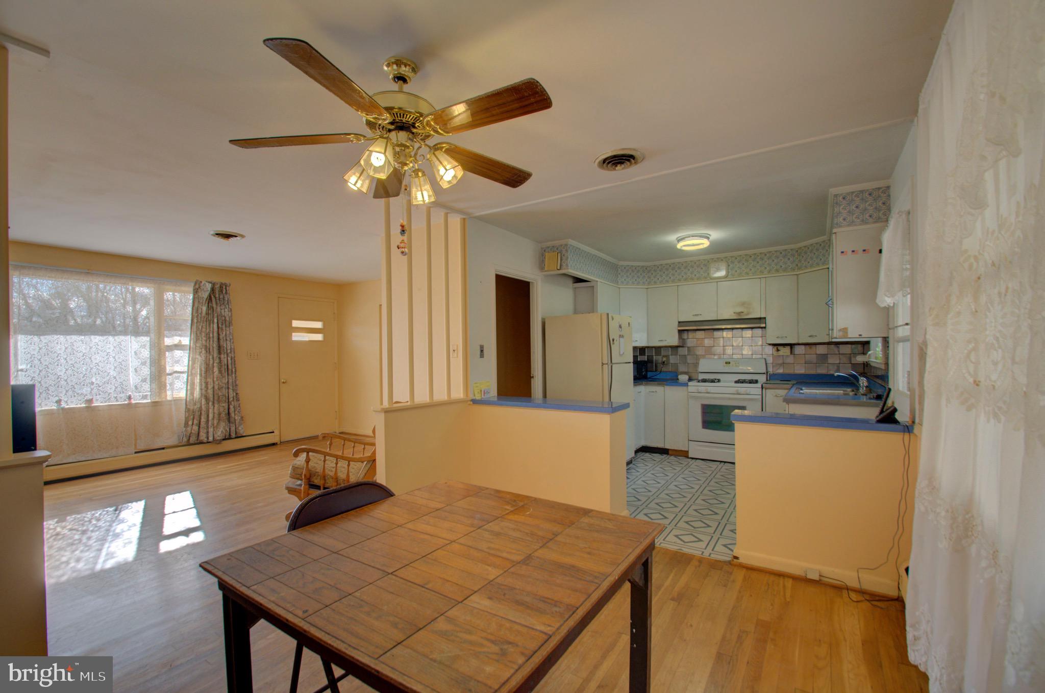 1737 Bonifant Road Silver Spring, MD 20906 - Photo 13 of 44
