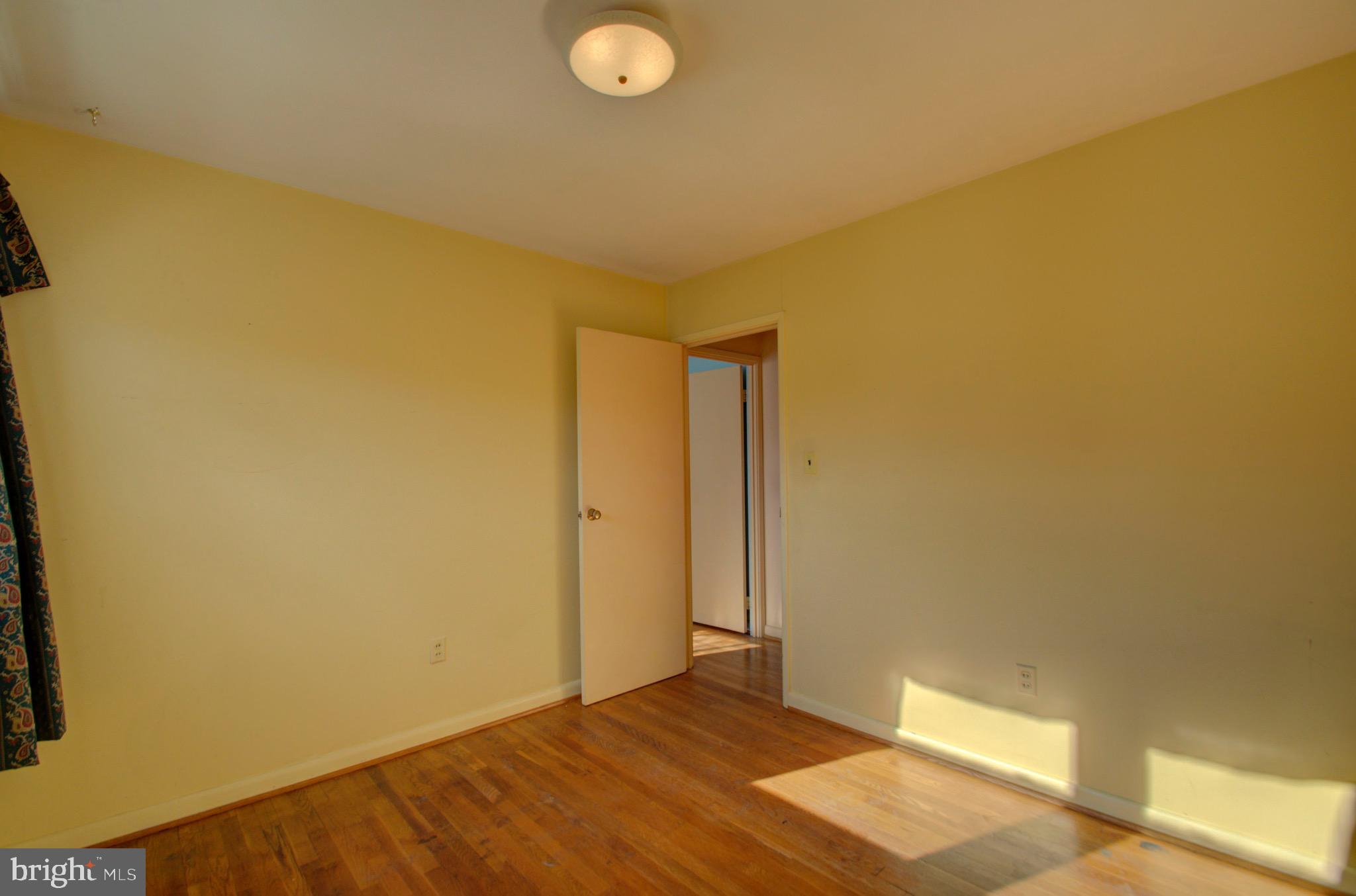 1737 Bonifant Road Silver Spring, MD 20906 - Photo 16 of 44