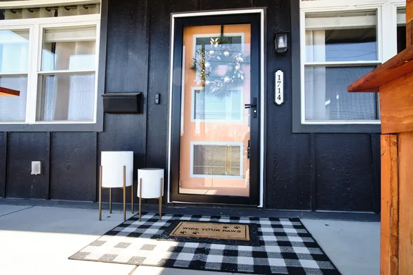 $2,600 | 1714 Milburn Street, Indianapolis, IN 46202