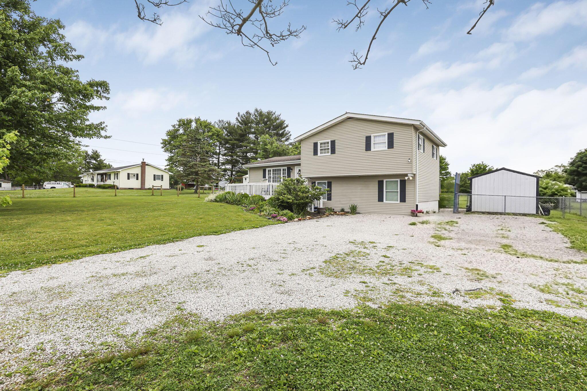 25864 Shoemaker Road Circleville, OH 43113 - Photo 6 of 85 6-web-or-mls-939A6519